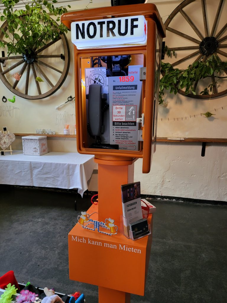 Fotobox Notrufsäule